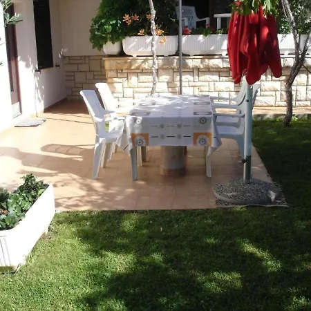 Lino 1 *