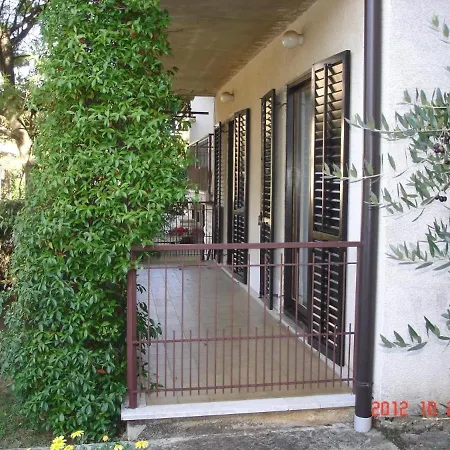 Lino 1 Apartment